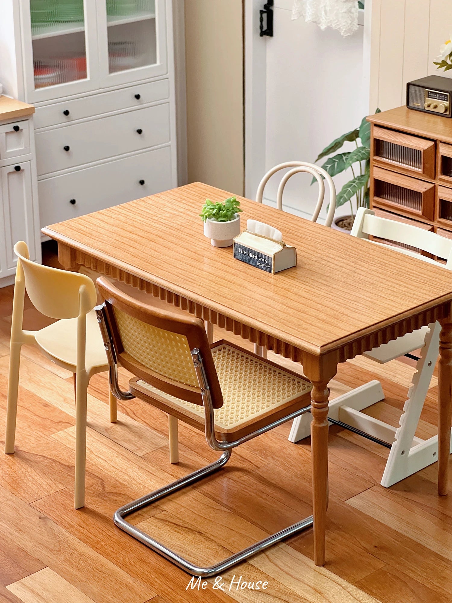 1/6  Dollhouse Living Room Kitchen Accessories   Vintage long table/dining table Mini Furniture